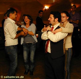 Salsa in der Buddha-Bar (B-Bar) in Aachen