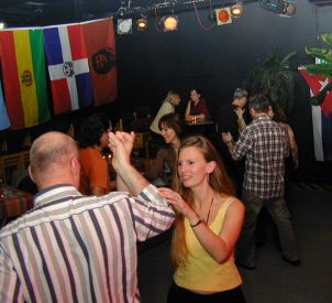 Salsa in der Theaterschänke in Rosenheim